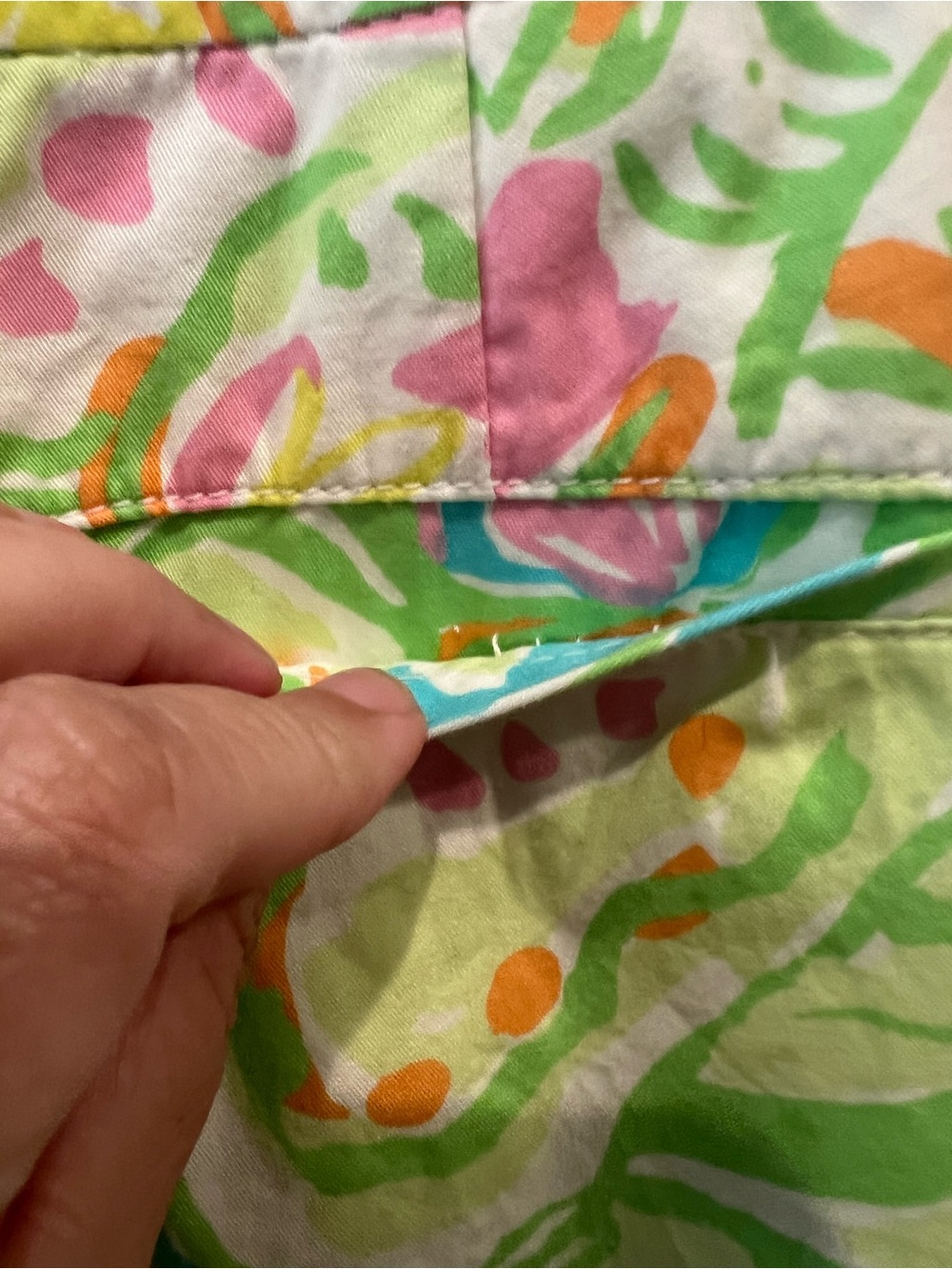 Lilly Pulitzer Scallop Hem Tropical Print Shorts Size 4 (The Buttercup Short) - Picture 15 of 16